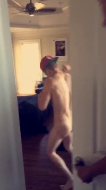 Nick klokus nude