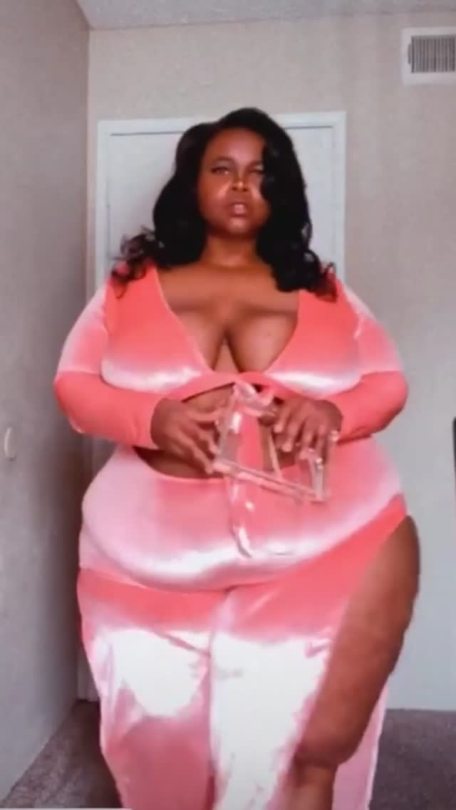 jennibombshell 